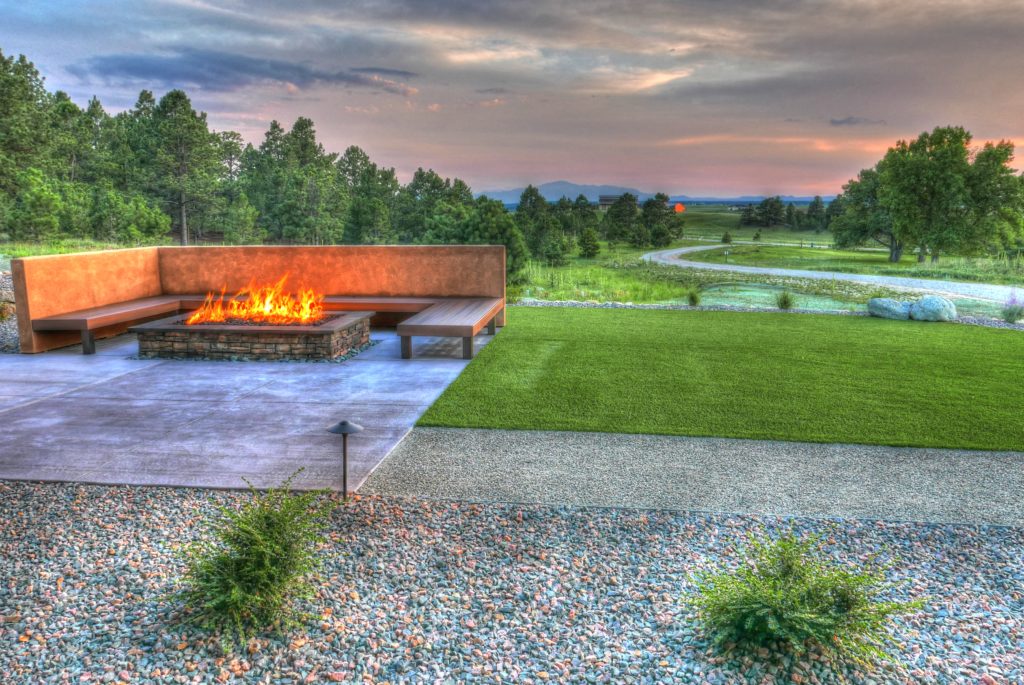 Artificial Turf Backyard with Fire Pit